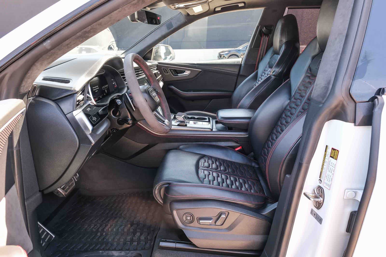 Used 2022 Audi RS Q8 w/ Carbon Optic Package AWD/4WD image 19