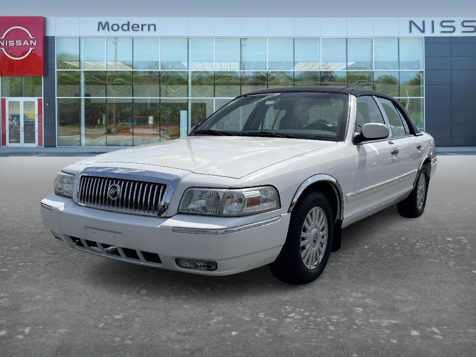 Used 2007 Mercury Grand Marquis LS image 2