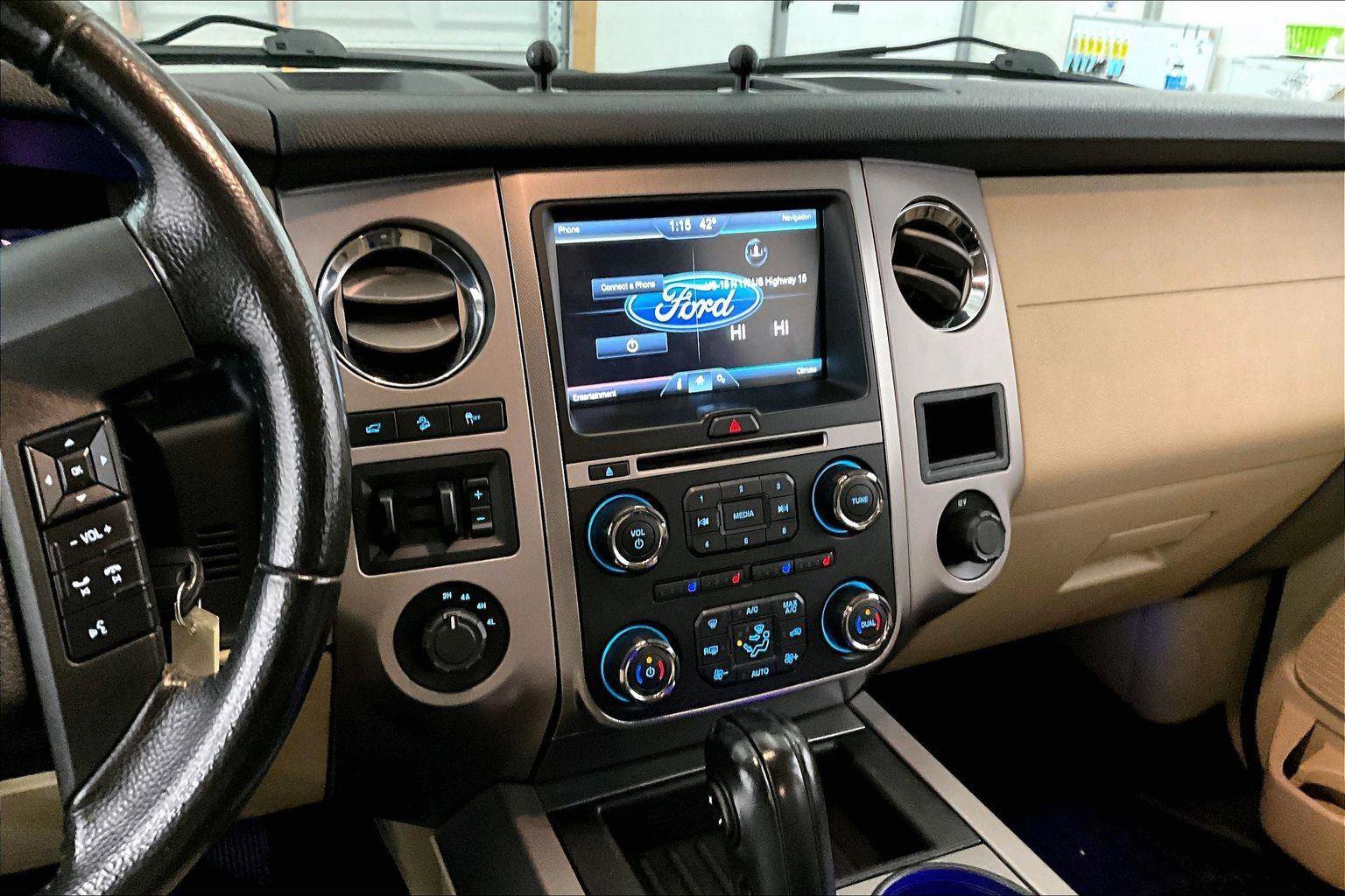 Used 2015 Ford Expedition EL XLT w/ Equipment Group 202A image 7