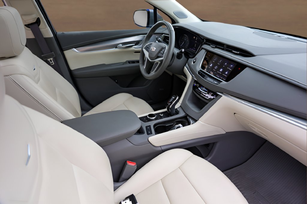Used 2024 Cadillac XT5 Premium Luxury w/ Technology Package FWD image 30