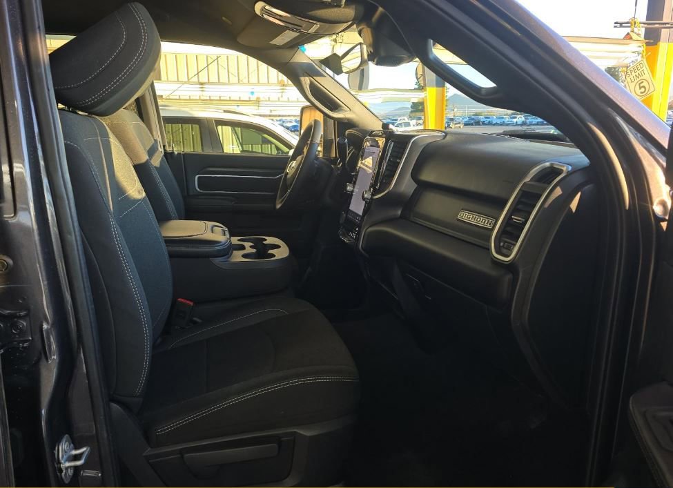 Used 2025 RAM 2500 Big Horn AWD/4WD image 6