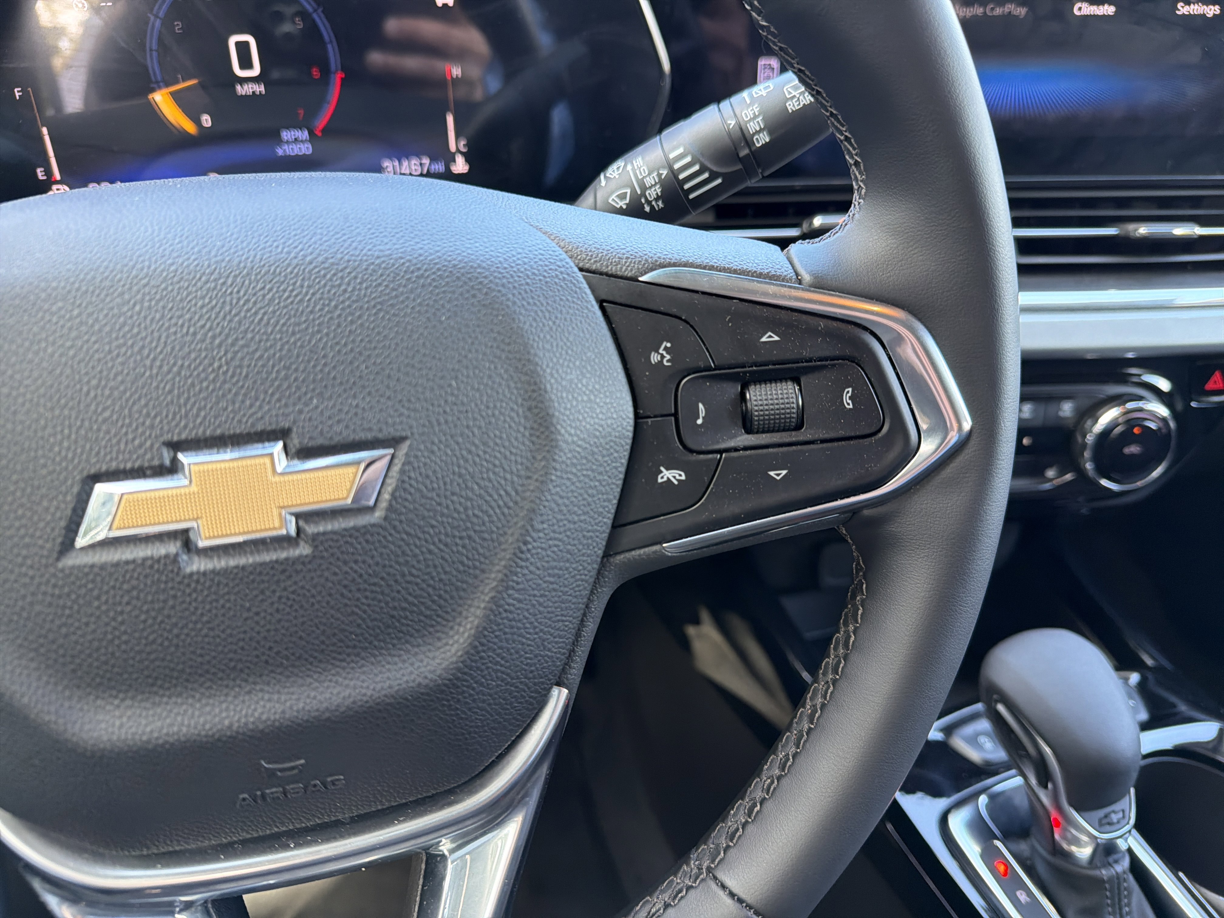 Used 2024 Chevrolet Trax LT w/ Driver Confidence Package image 20