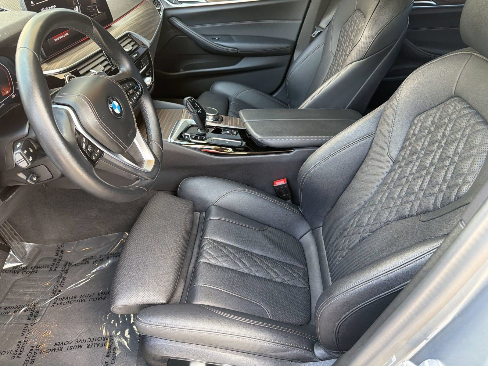 Used 2023 BMW 530i w/ Convenience Package RWD image 5
