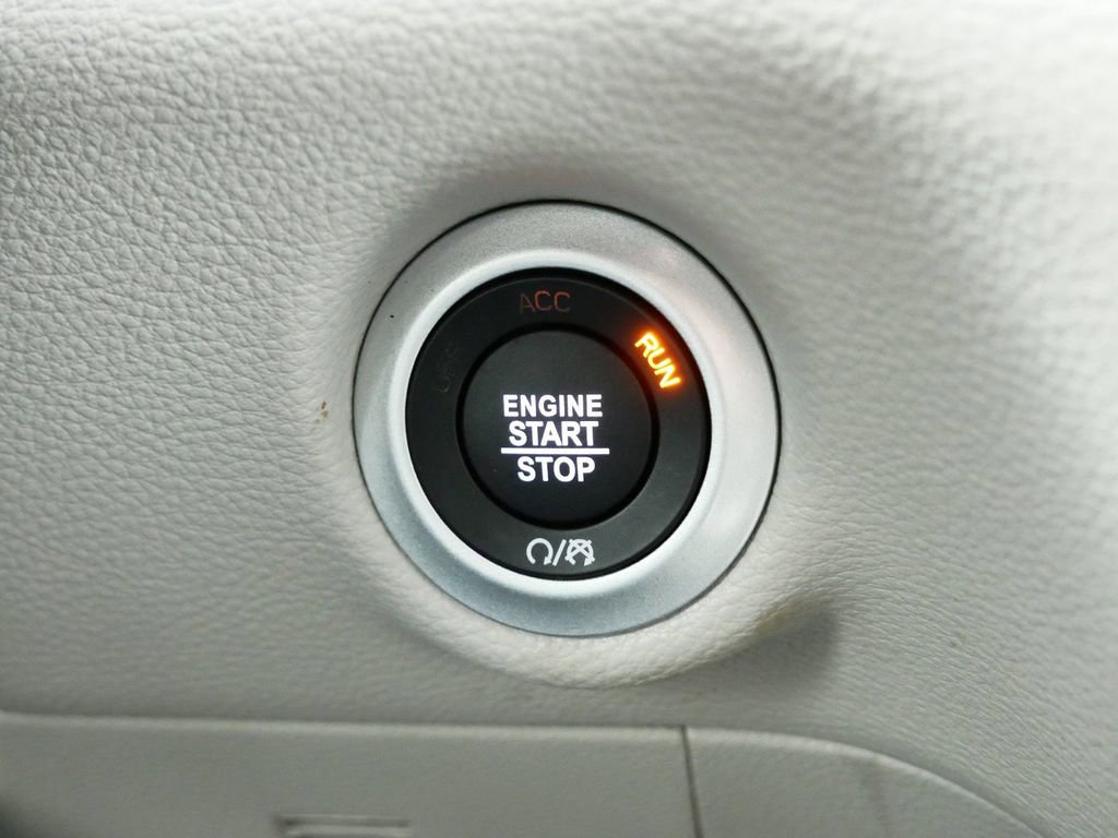 New 2024 Chrysler Pacifica Touring-L image 52