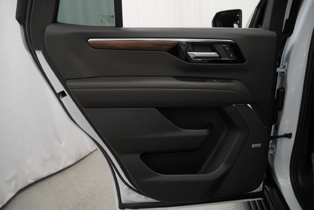 New 2026 Chevrolet Tahoe High Country AWD/4WD image 27