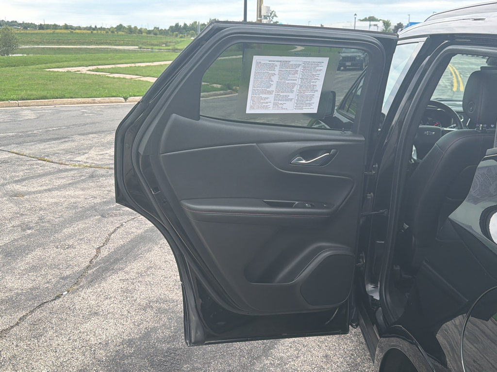 Used 2021 Chevrolet Blazer RS w/ Enhanced Convenience Package AWD/4WD image 35