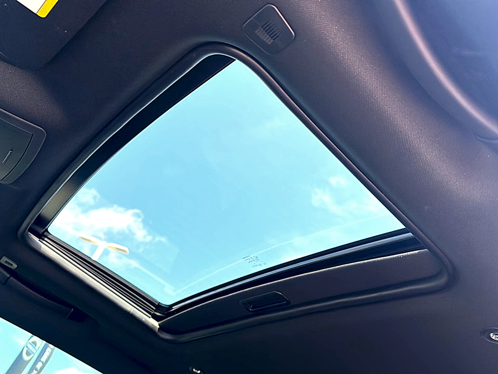 Used 2018 Dodge Challenger R/T Plus RWD image 19