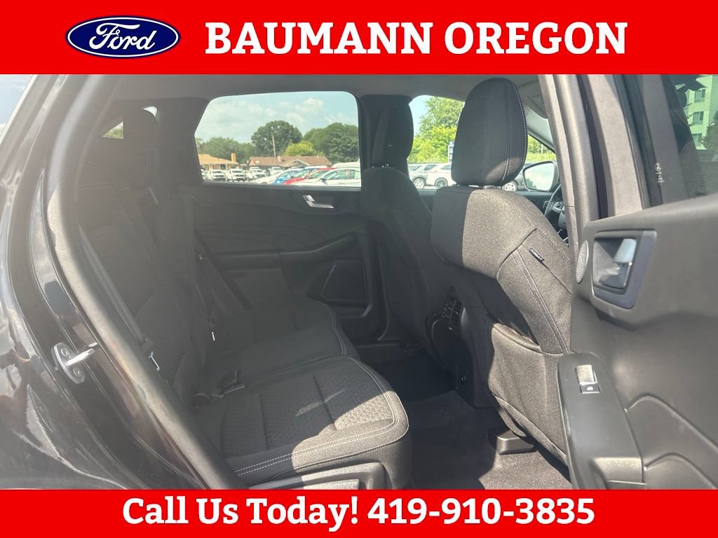 Used 2023 Ford Escape Active w/ Tech Pack #2 AWD/4WD image 12