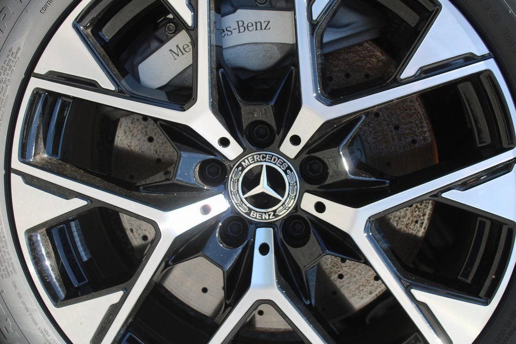 Certified 2025 Mercedes-Benz GLC 350e image 18