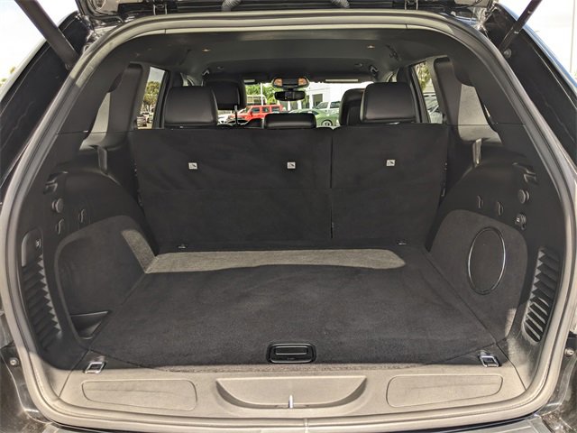 Certified 2019 Jeep Grand Cherokee Laredo w/ Laredo X Package image 10