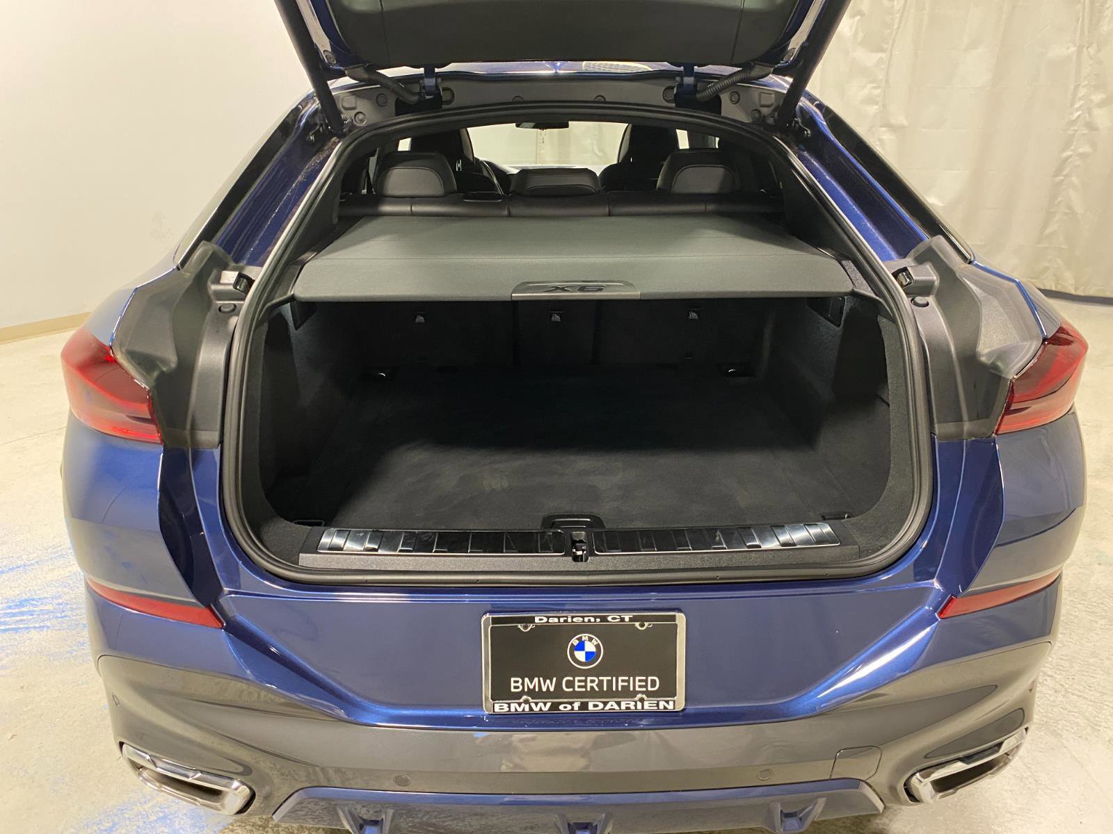 Certified 2023 BMW X6 xDrive40i w/ Executive Package image 28