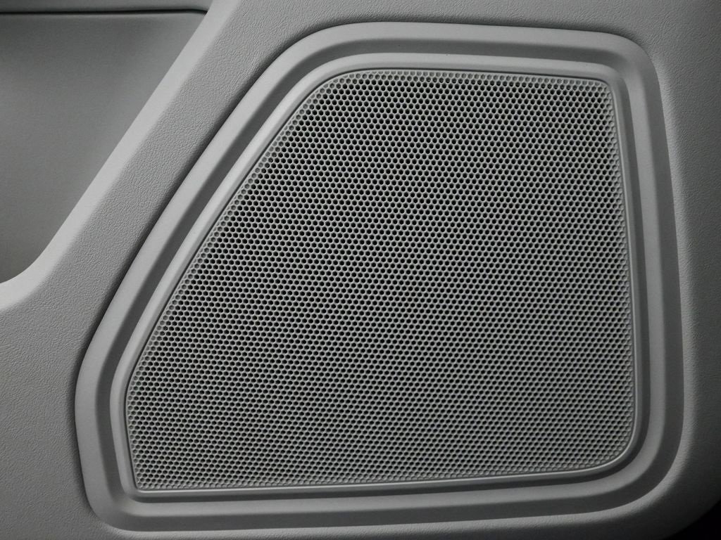 New 2025 Porsche Macan Turbo image 17