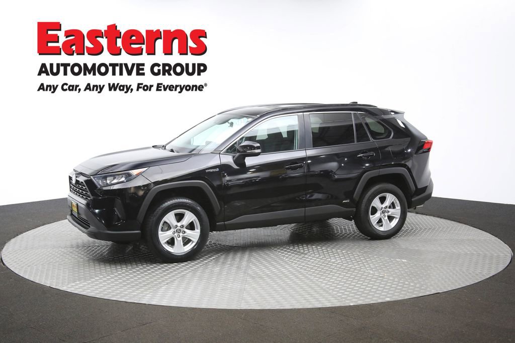Used 2021 Toyota RAV4 LE image 56