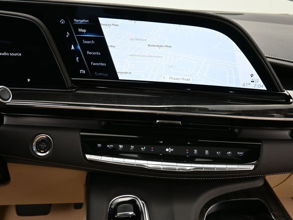 Used 2024 Cadillac Escalade ESV Premium Luxury image 12