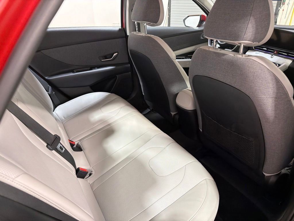Used 2021 Hyundai Elantra Limited w/ Cargo Package FWD image 26