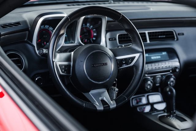 Used 2010 Chevrolet Camaro SS w/ RS Package image 6