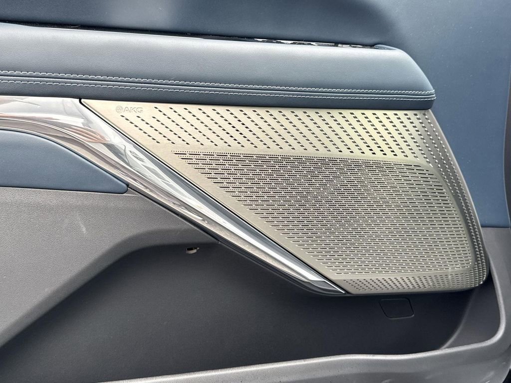 New 2025 Cadillac Escalade IQ Sport 2 image 30