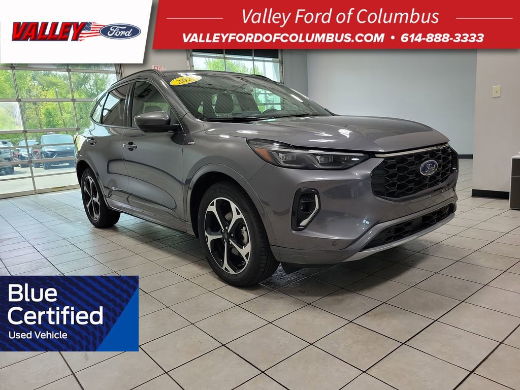 Used 2023 Ford Escape ST-Line Elite AWD/4WD video 1