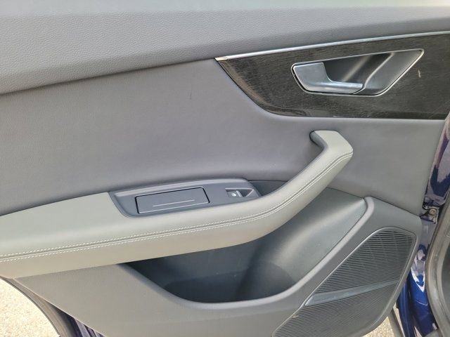 Used 2023 Audi Q8 Premium Plus w/ Premium Plus Package image 12