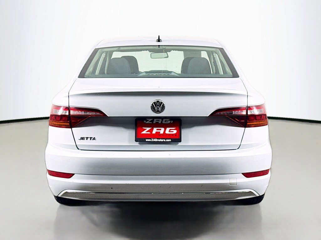 Used 2019 Volkswagen Jetta S image 4
