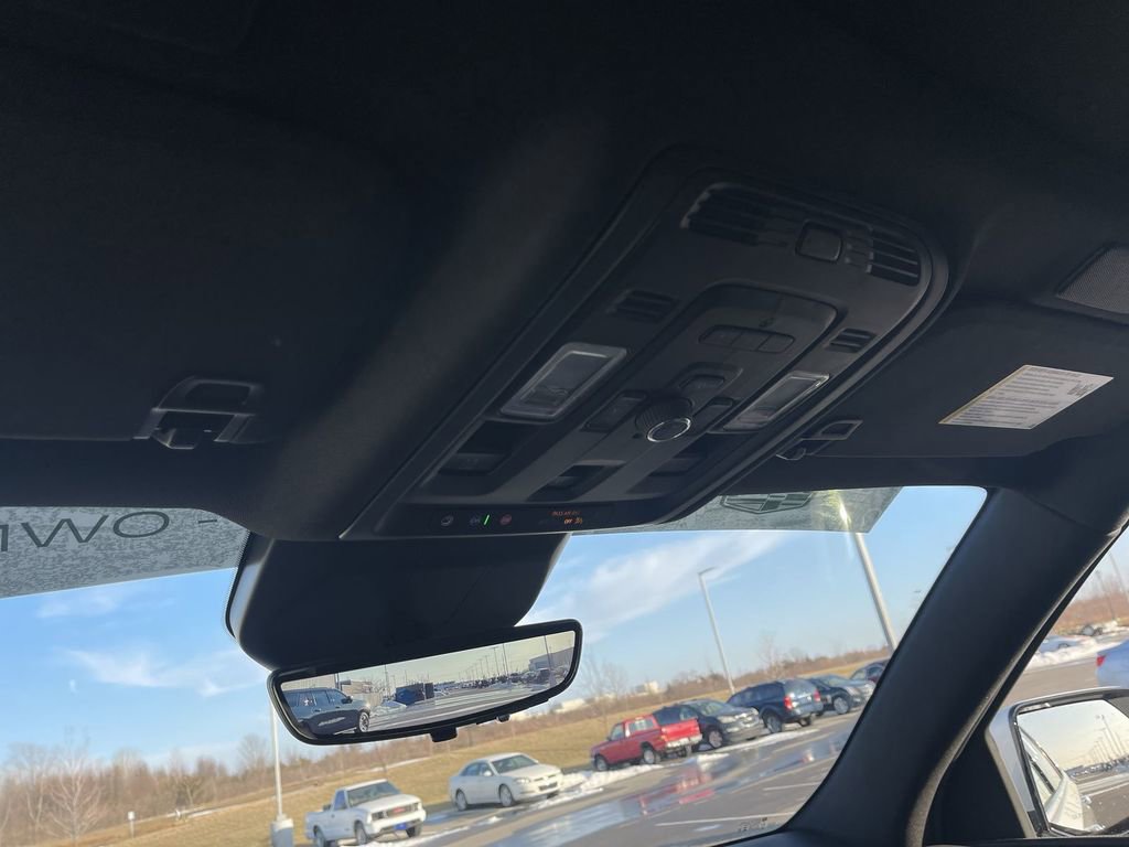 Certified 2024 Cadillac Escalade Premium Luxury image 31