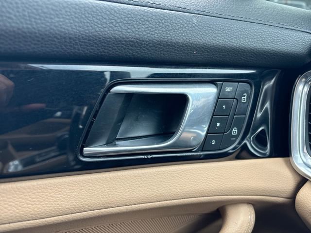 Used 2023 Porsche Panamera Panamera Base image 22