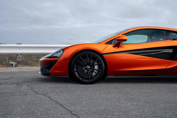 Used 2016 McLaren 570S Coupe RWD image 7
