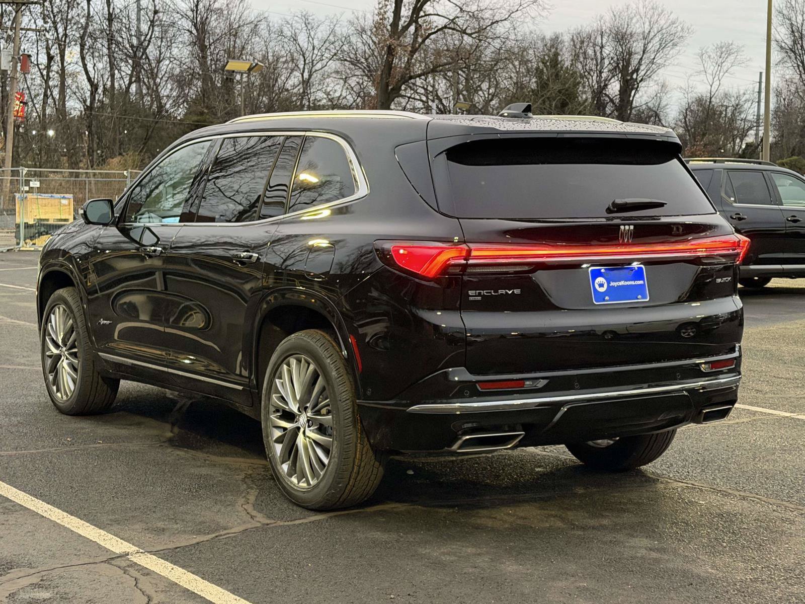 New 2026 Buick Enclave Avenir w/ Super Cruise Package AWD/4WD image 3