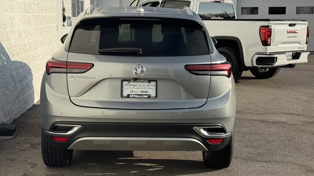Used 2023 Buick Envision Essence image 9