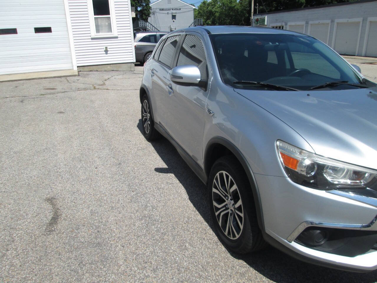 Used 2016 Mitsubishi Outlander Sport ES FWD image 5