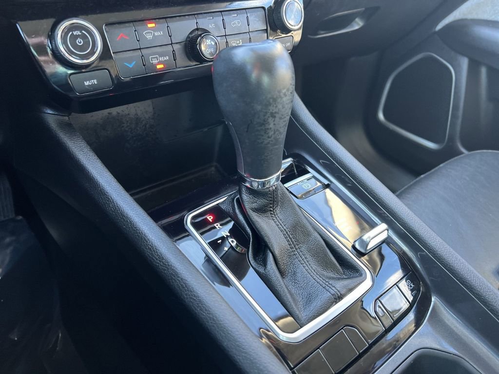 Used 2022 Jeep Compass Latitude image 21