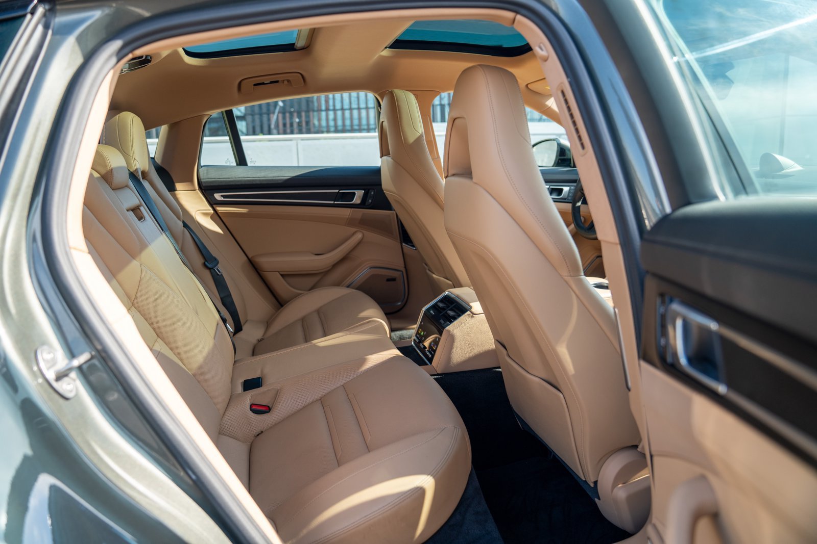 Certified 2023 Porsche Panamera 4 AWD/4WD image 26