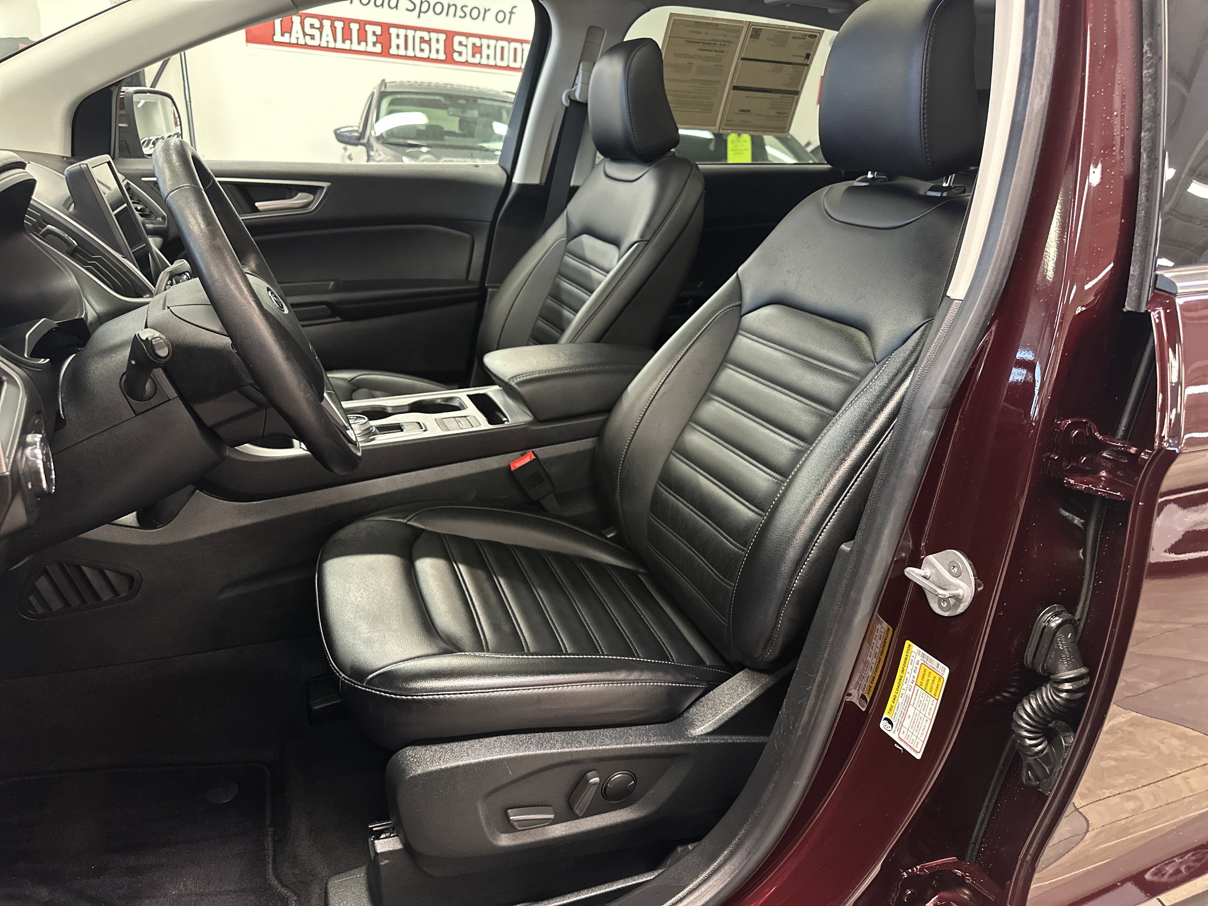 Certified 2022 Ford Edge SEL w/ Convenience Package image 5