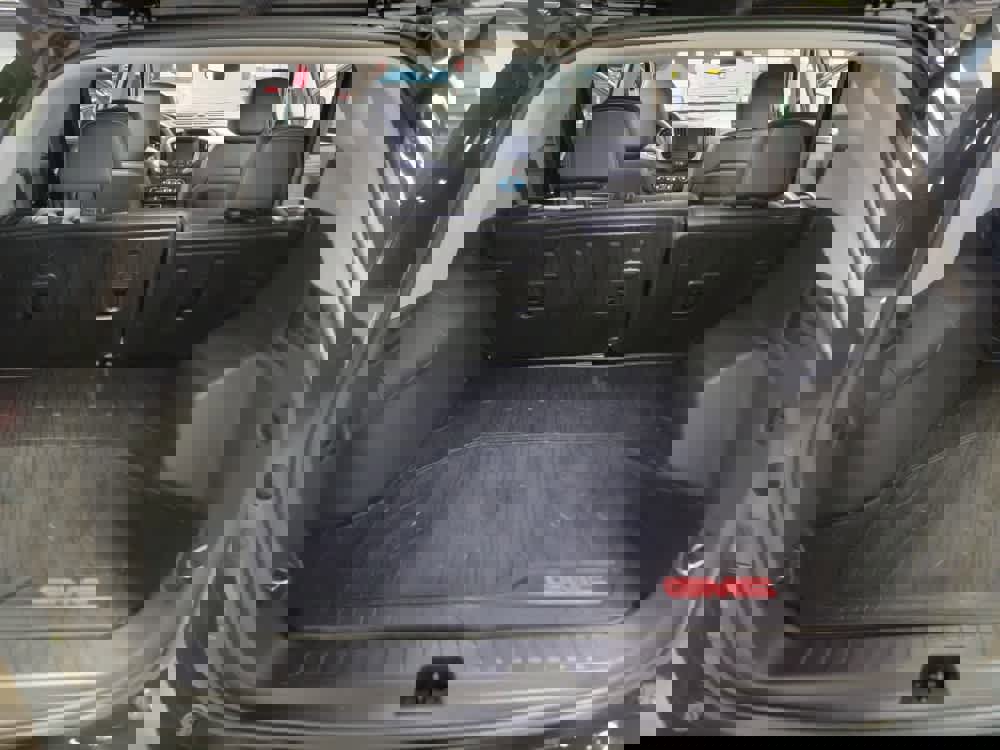 Certified 2024 GMC Terrain SLT w/ Infotainment Package II image 13