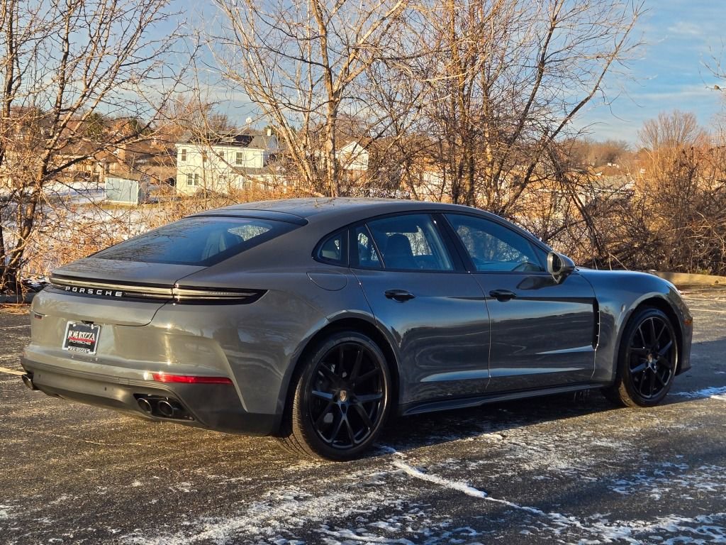 Used 2025 Porsche Panamera 4 image 7