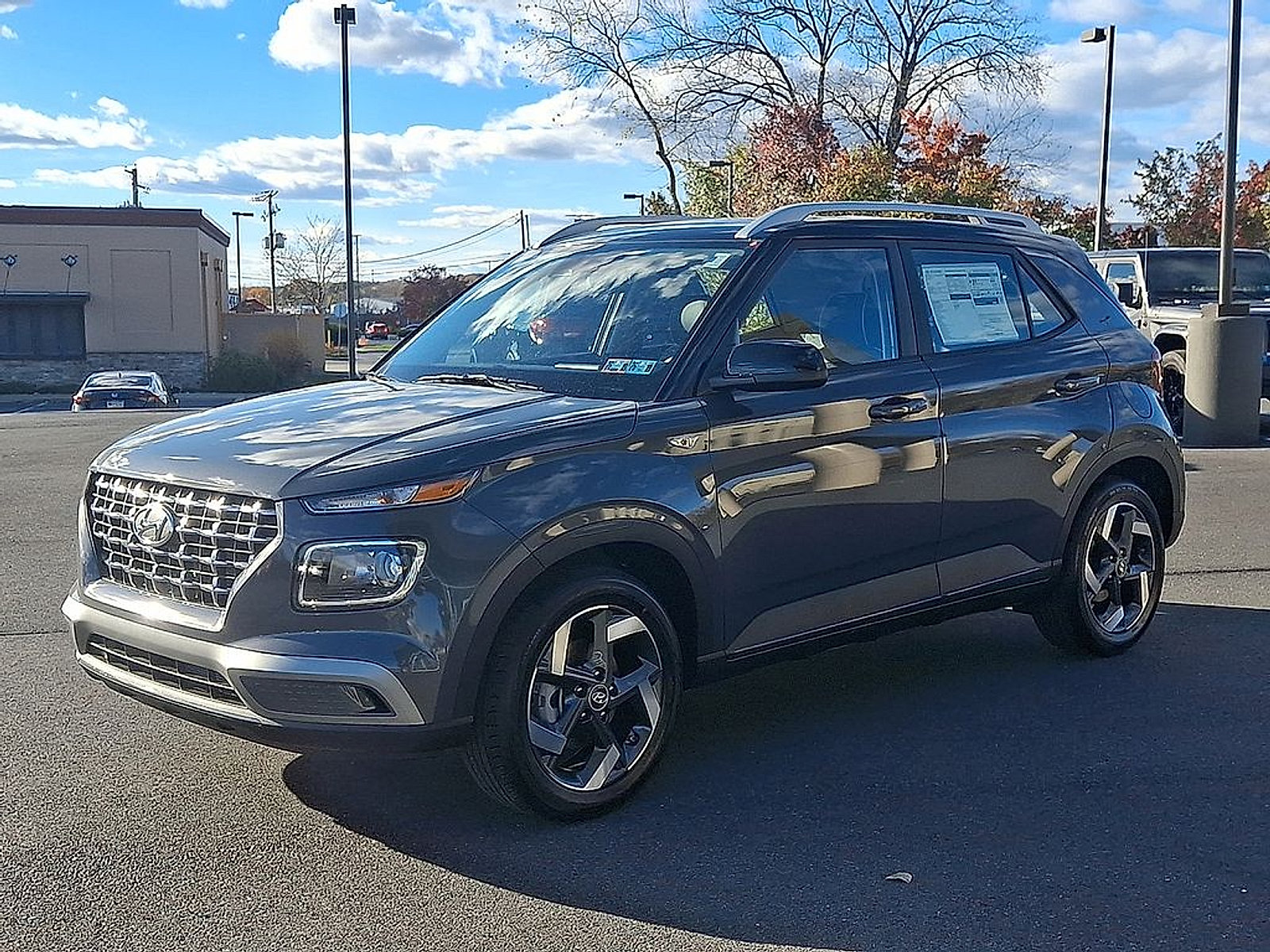 New 2026 Hyundai Venue SEL FWD image 2