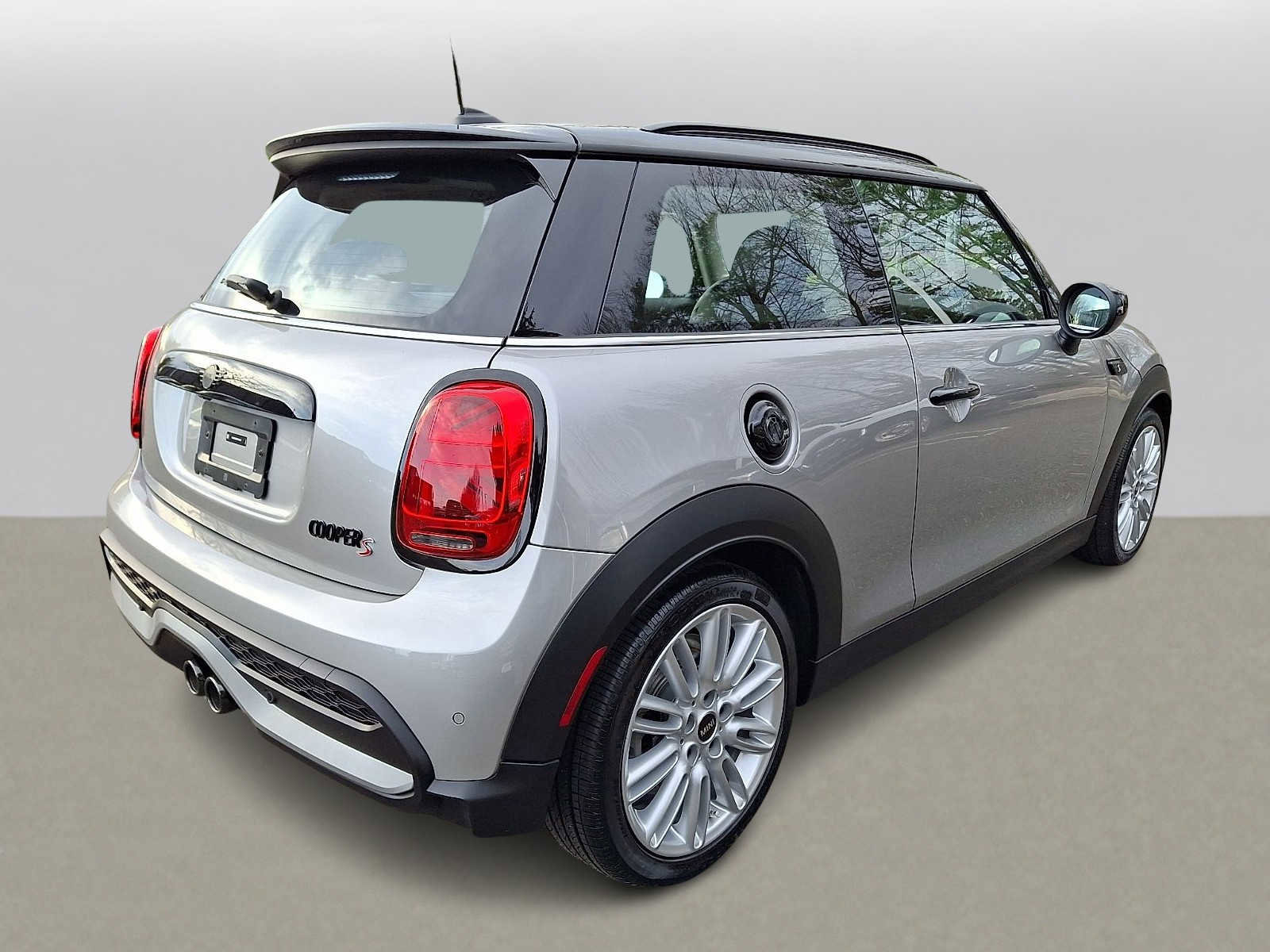 Used 2024 MINI Cooper S image 4