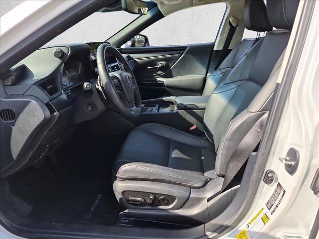 Used 2024 Lexus ES 300h w/ Premium Package FWD image 15
