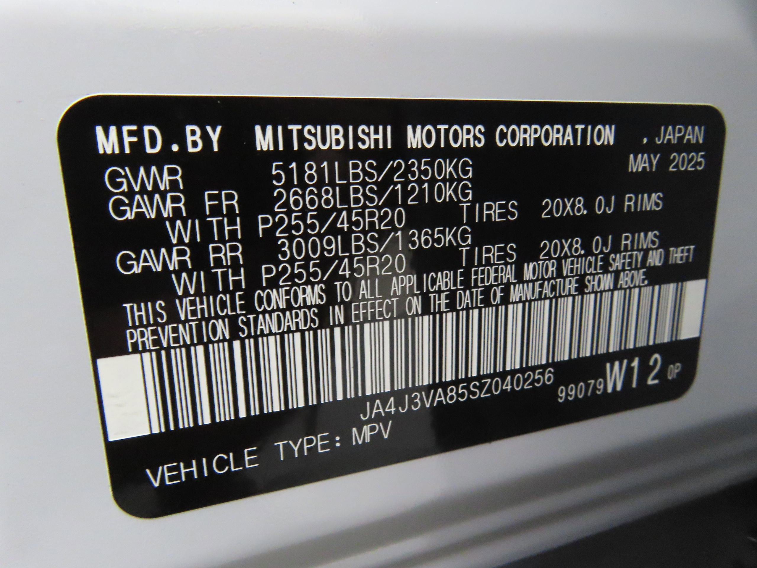 New 2025 Mitsubishi Outlander SE image 27