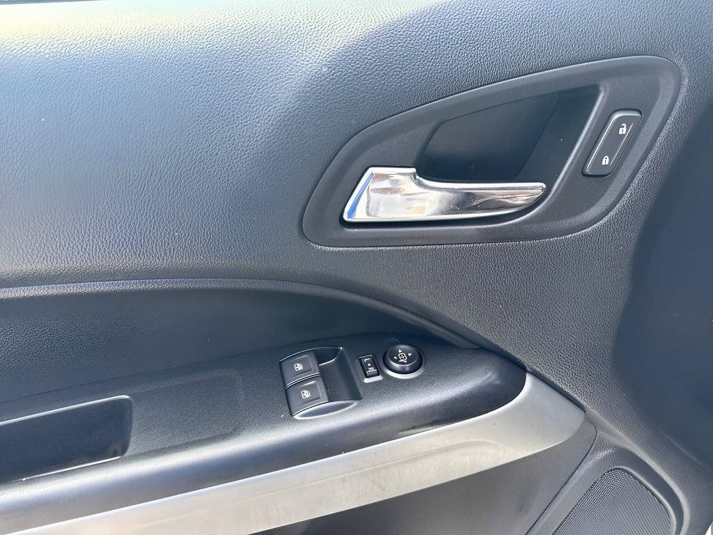 Used 2022 Chevrolet Colorado LT w/ Fleet Safety Package RWD image 13