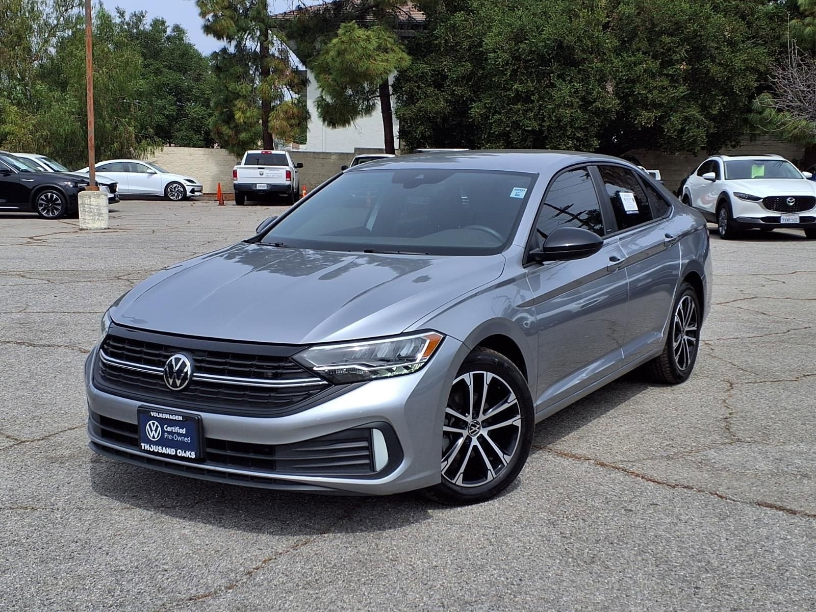 Certified 2024 Volkswagen Jetta Sport image 28