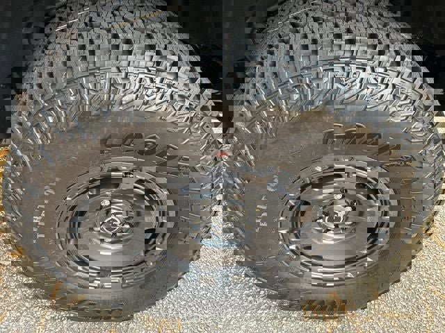 New 2025 Ford Bronco Badlands AWD/4WD image 12