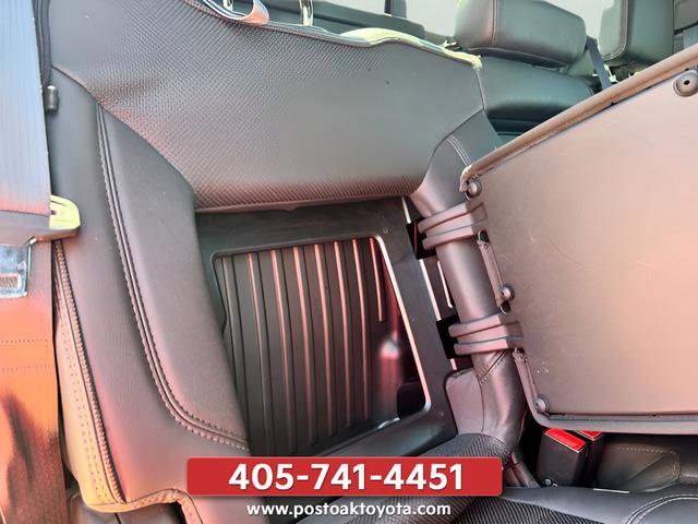 Used 2024 Chevrolet Silverado 3500 High Country w/ High Country Premium Package AWD/4WD image 12