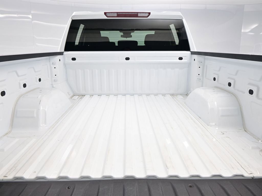 Used 2025 Chevrolet Silverado 1500 LT w/ LPO, Dark Essentials Package RWD image 39