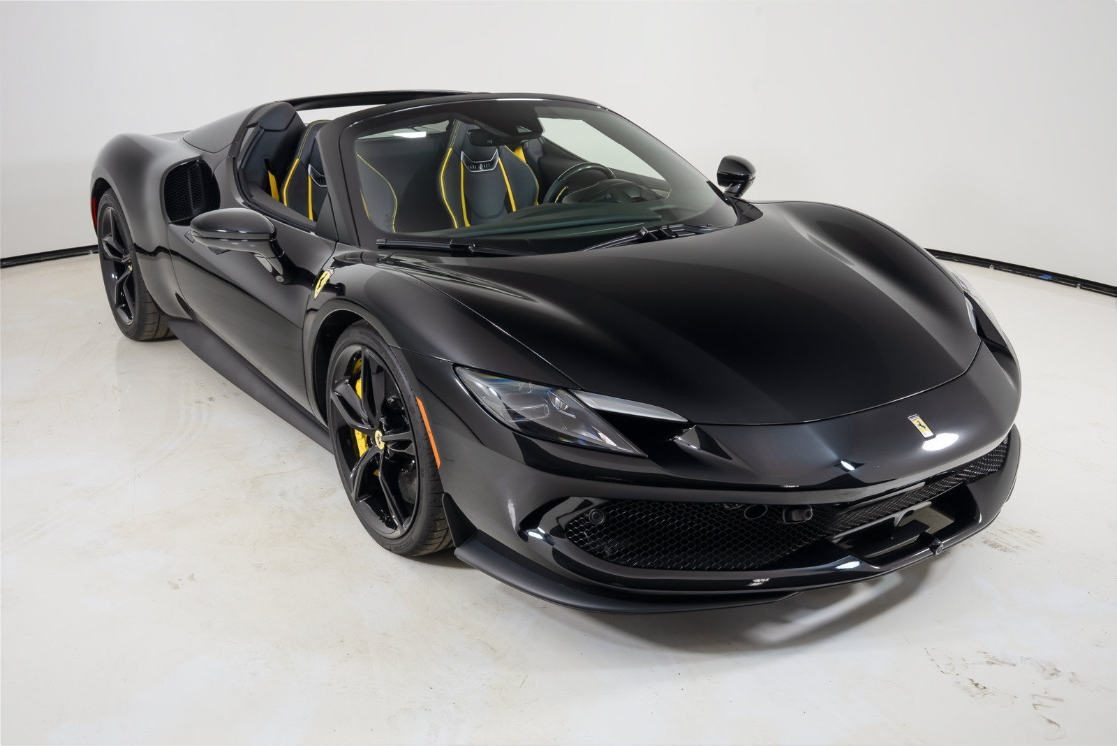 Certified 2026 Ferrari 296 GTS RWD image 1