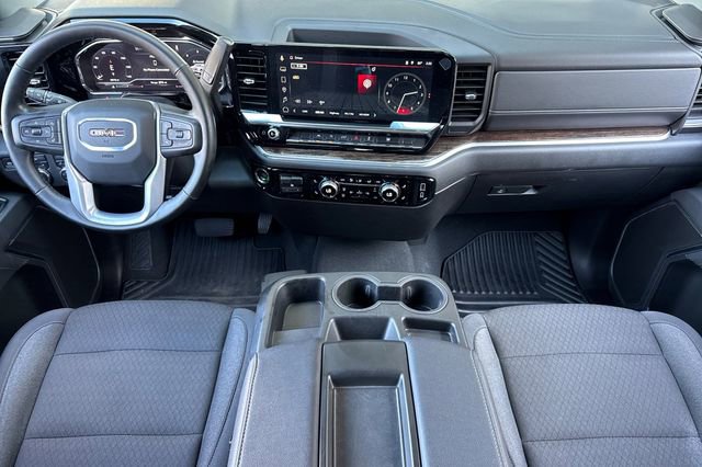 Used 2025 GMC Sierra 1500 Elevation image 13