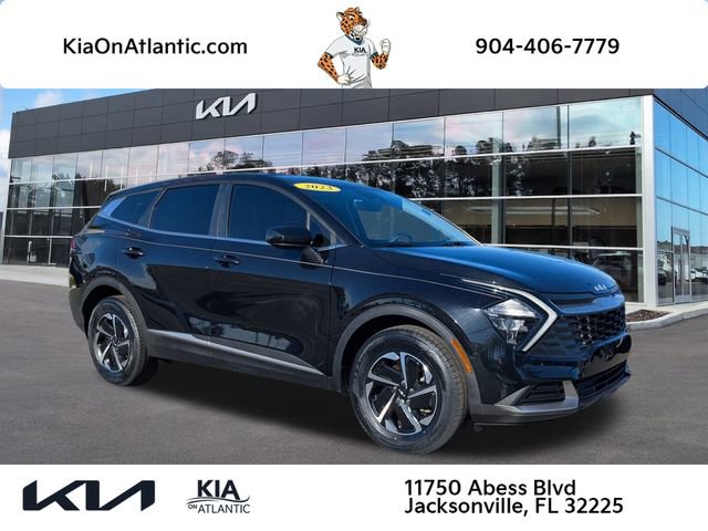 Used 2023 Kia Sportage LX image 1