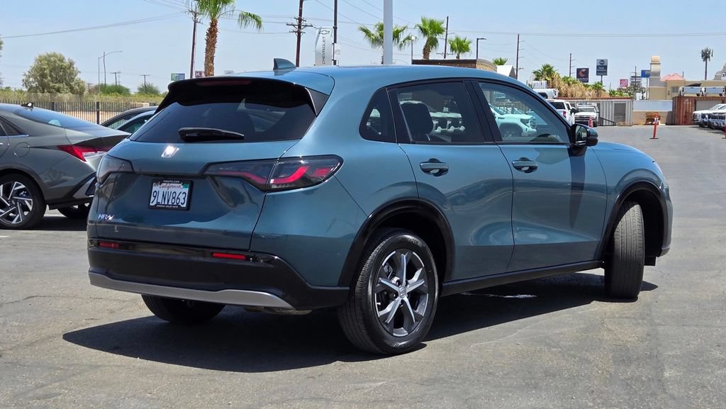 Used 2024 Honda HR-V EX-L image 4