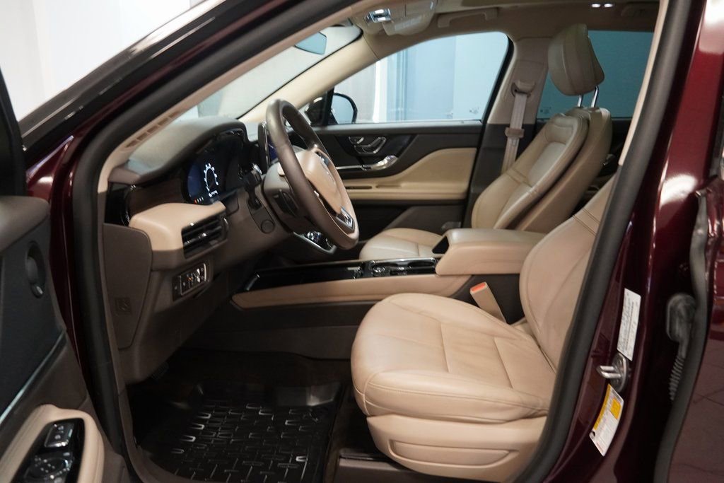 Used 2020 Lincoln Corsair Reserve w/ Elements Package image 4