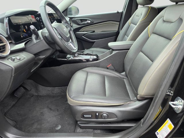 Used 2025 Chevrolet Trax ACTIV w/ Driver Confidence Package FWD image 18